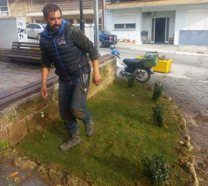 Παρεμβάσεις καλλωπισμού και αισθητικής αναβάθμισης στην Πλατεία Φόρου από τον Δήμο Νάουσας